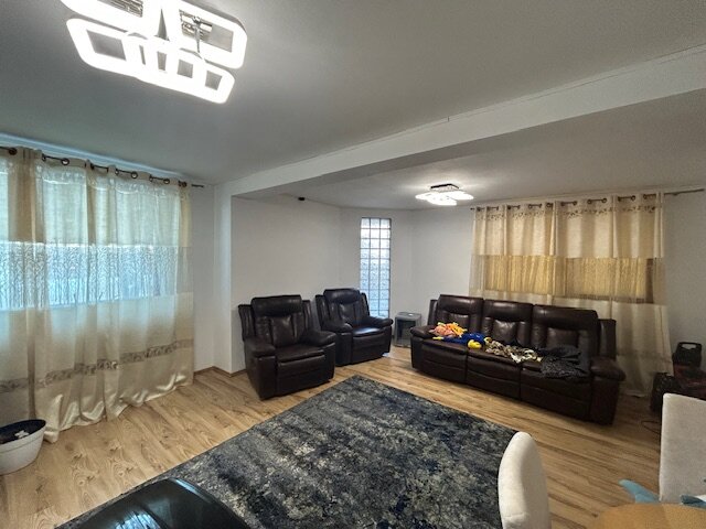 Militari Pacii duplex de vanzare an 2009 metrou 15 minute